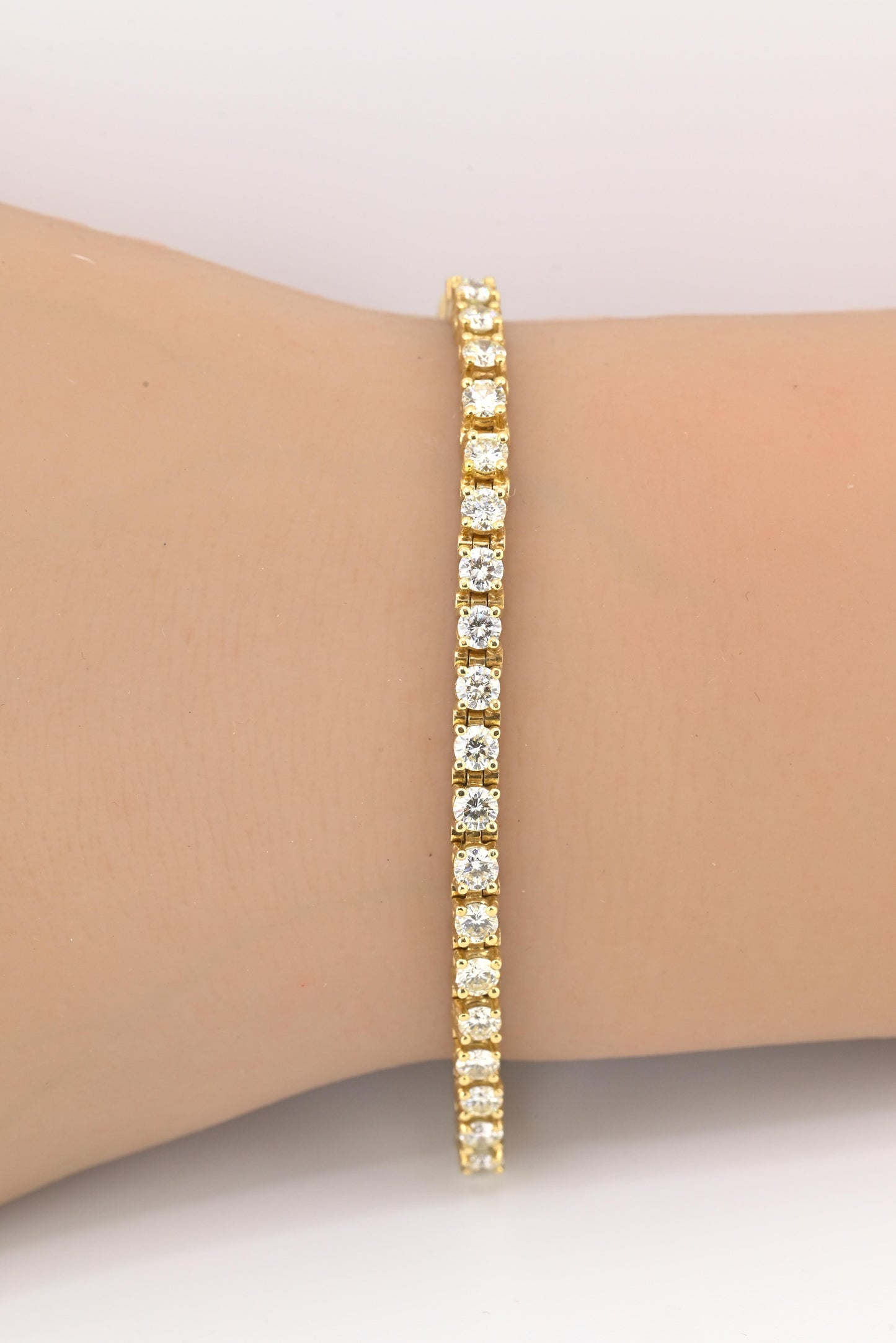 14K Yellow Gold Diamond Tennis Bracelet Approx 5 Carats Natural Diamonds