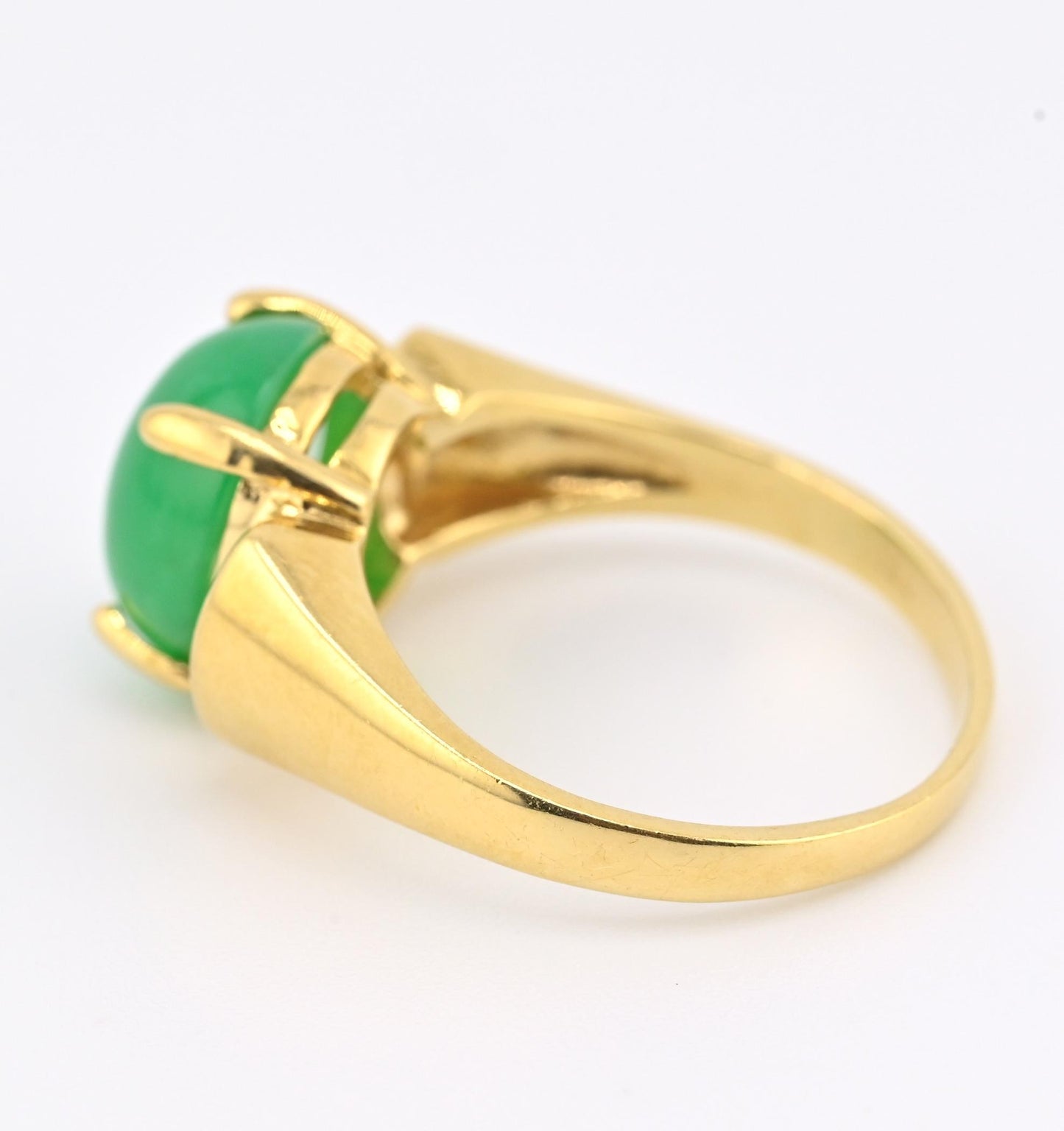 IGI Certified 18K Yellow Gold Chrysoprase & Diamond Ring Size 6