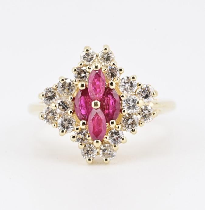 14K Yellow Gold Diamond Cluster Ring 3.05g Size 3