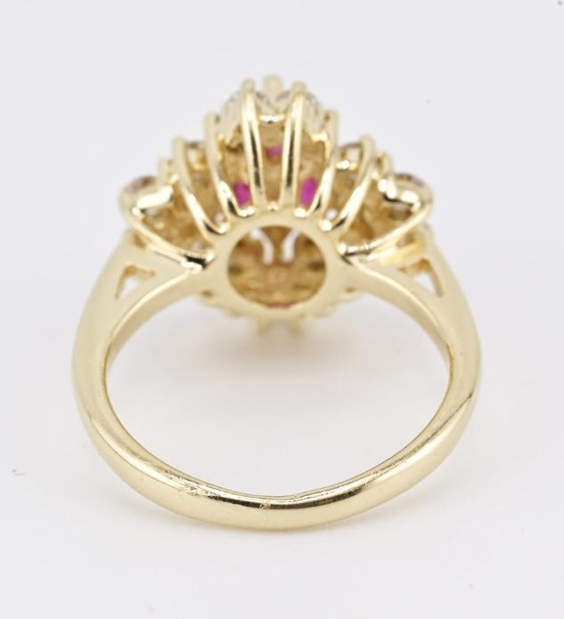 14K Yellow Gold Diamond Cluster Ring 3.05g Size 3
