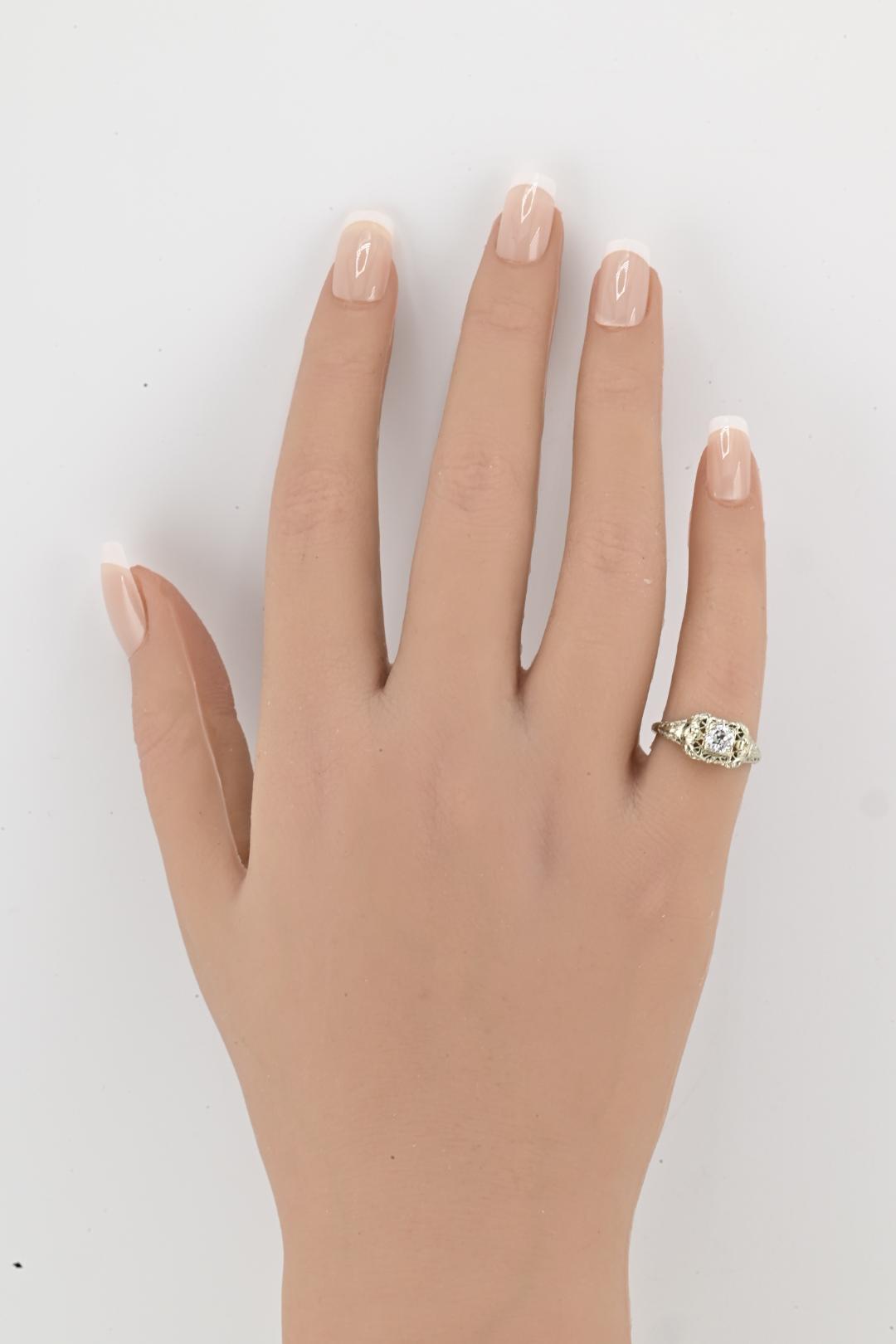 IGI Certified Art Deco 18K White Gold Diamond Ring Size 5.25