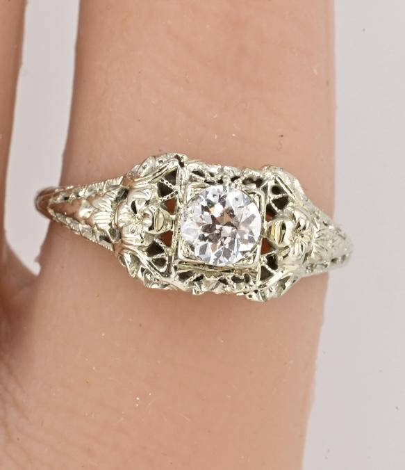 IGI Certified Art Deco 18K White Gold Diamond Ring Size 5.25