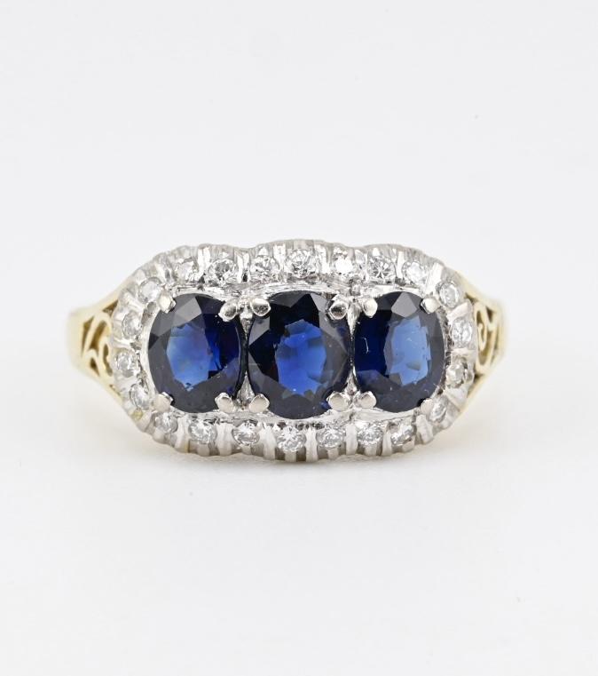14K Yellow Gold Sapphire & Diamond Ring | Natural Oval Blue Sapphires
