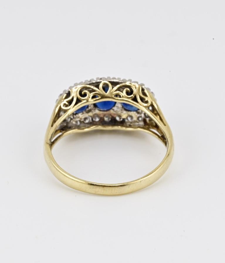 14K Yellow Gold Sapphire & Diamond Ring | Natural Oval Blue Sapphires
