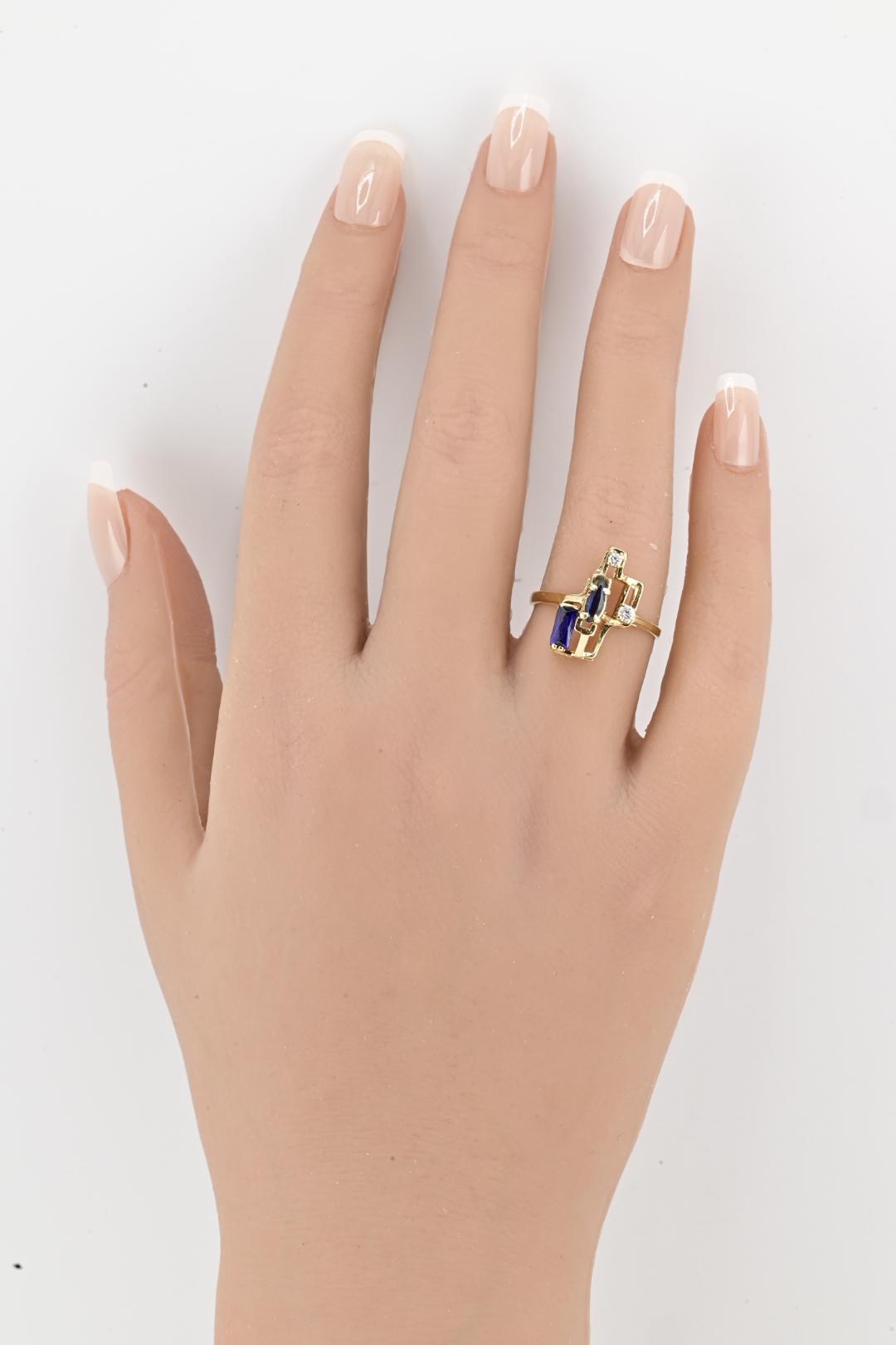 IGI Certified 14K Yellow Gold Sapphire & Diamond Ring Size 8.5