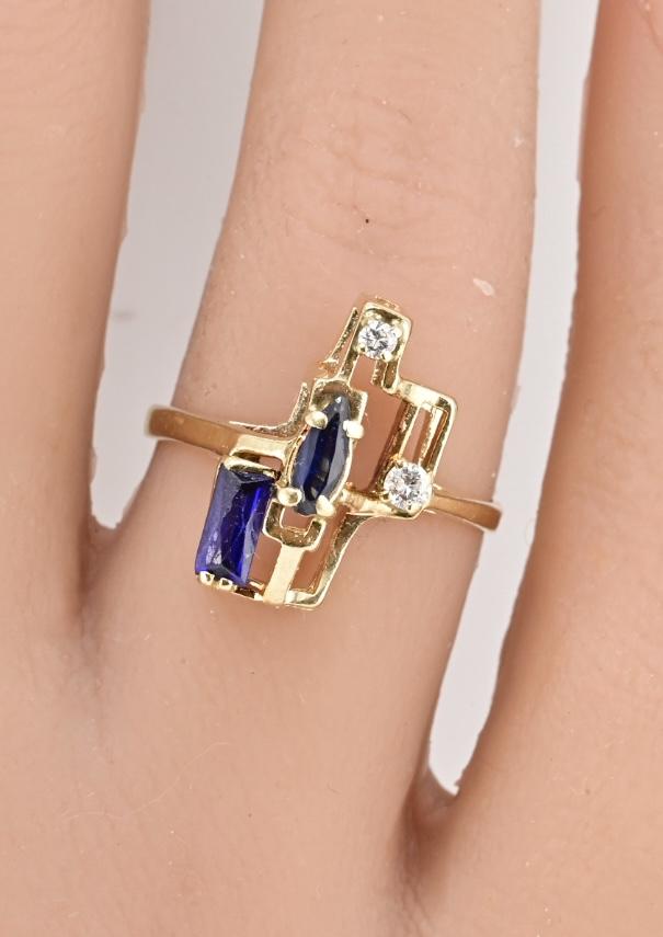 IGI Certified 14K Yellow Gold Sapphire & Diamond Ring Size 8.5
