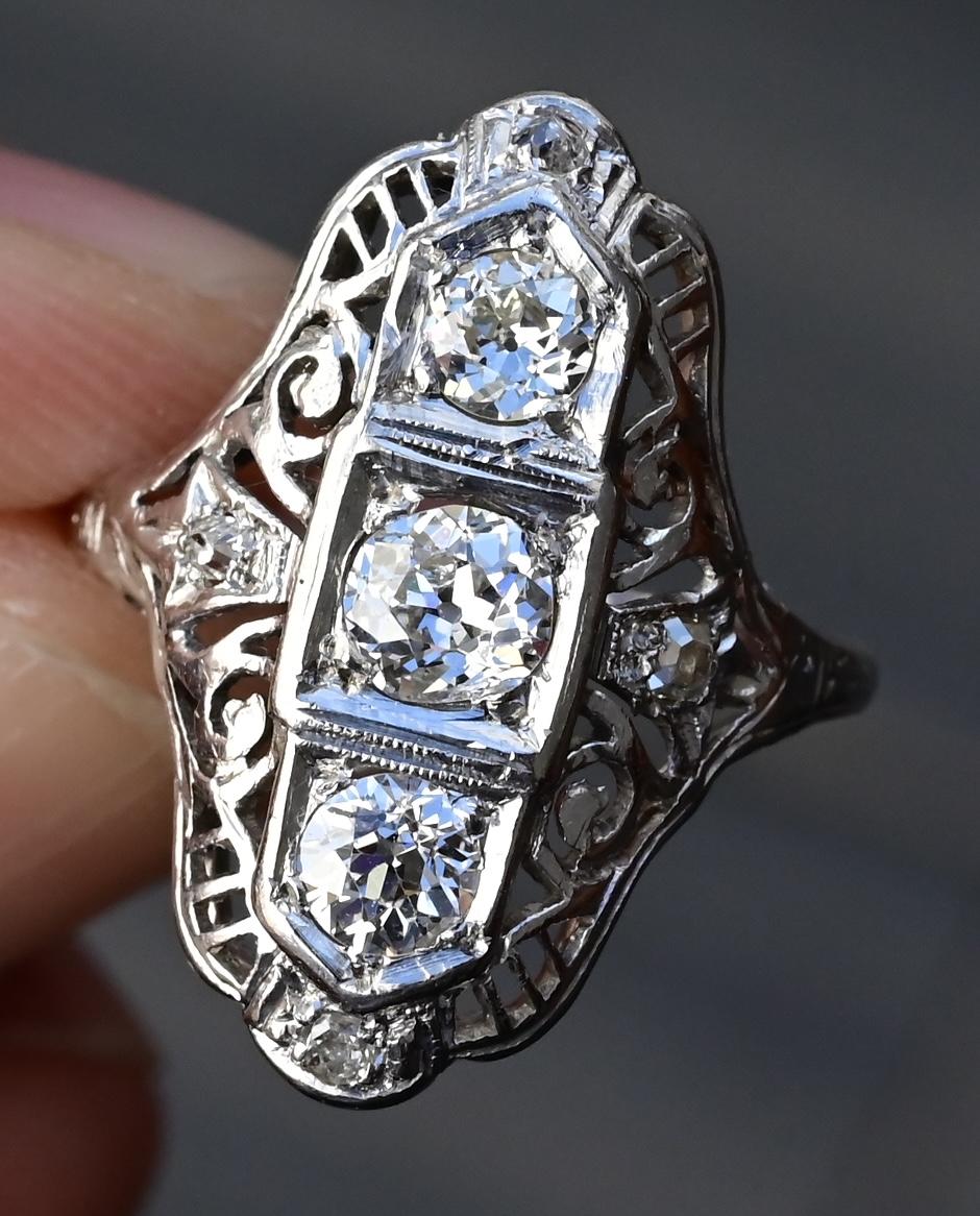Fabulous Antique Platinum Art Deco Diamond Ring