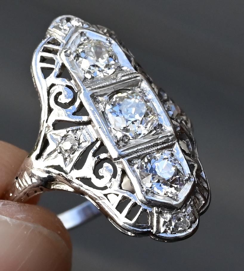 Fabulous Antique Platinum Art Deco Diamond Ring