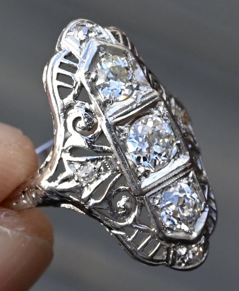 Fabulous Antique Platinum Art Deco Diamond Ring