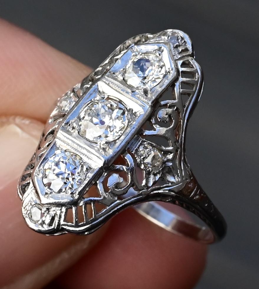 Fabulous Antique Platinum Art Deco Diamond Ring