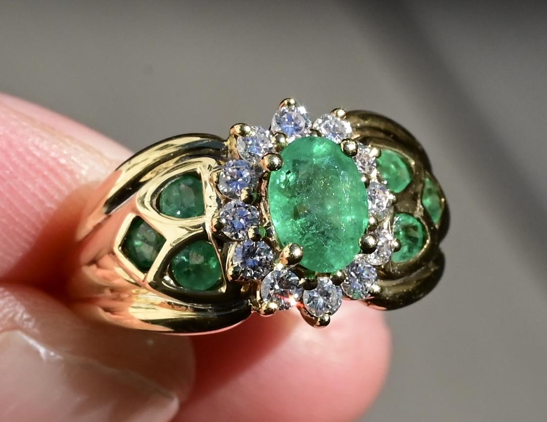 IGI Certified 14K Yellow Gold Emerald & Diamond Cluster Ring – 1.40 TCW, Size 6
