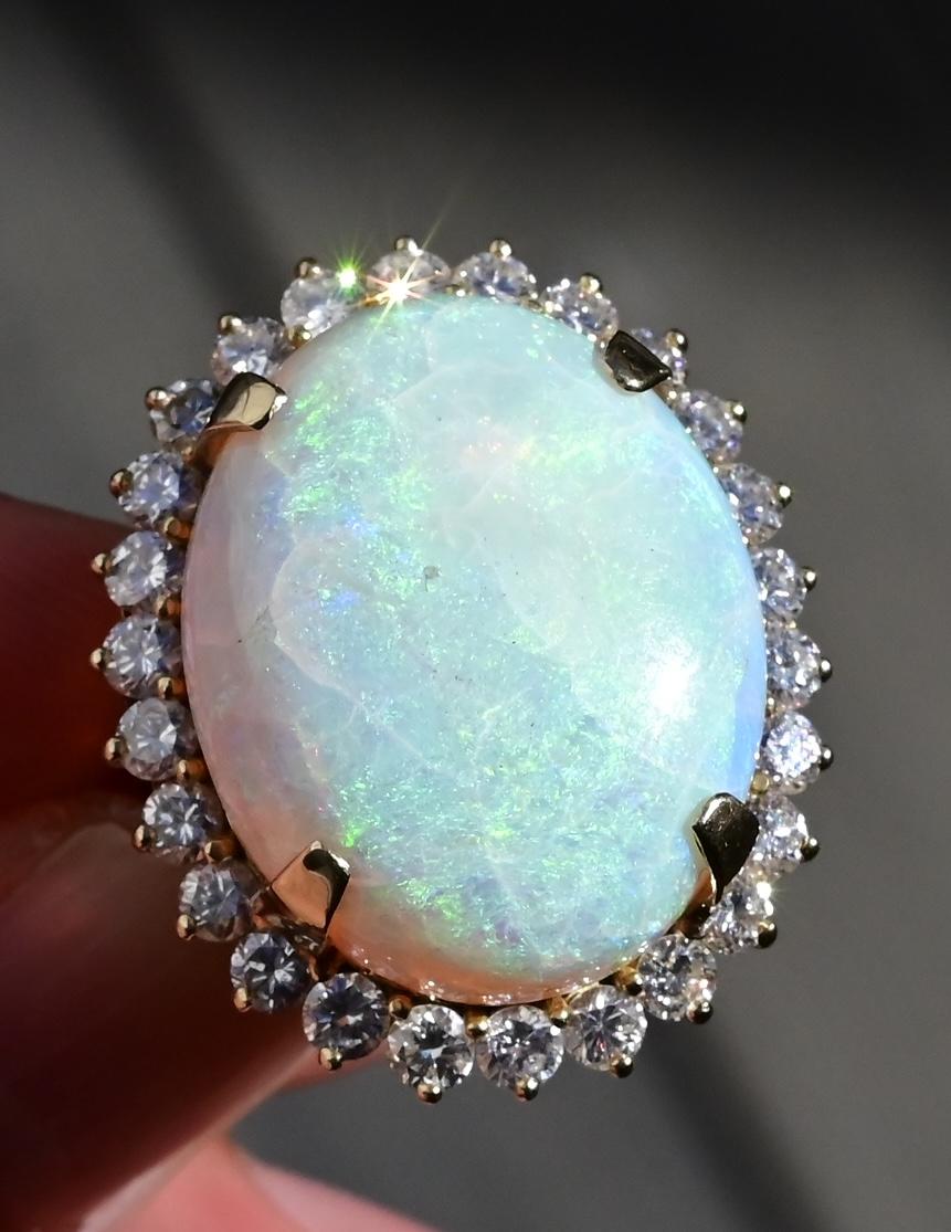 Massive 14K Yellow Gold Natural Opal & Diamond Ring 12.73 Grams