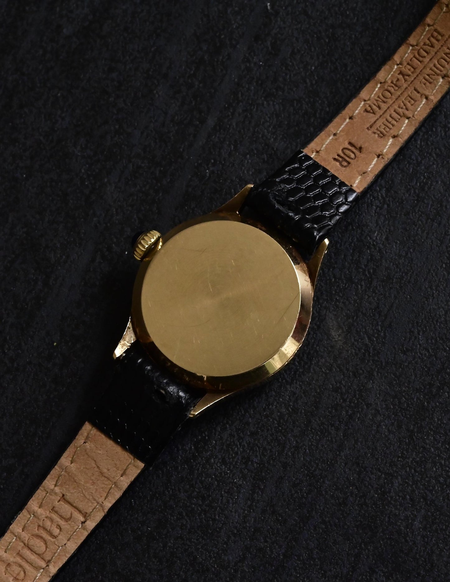 Gorgeous 14K Yellow Gold Cartier For Concord Manual Winding Watch