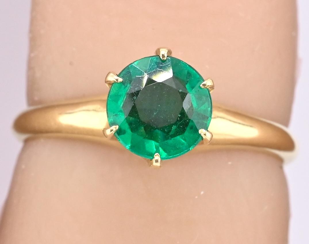 IGI Certified 14K Yellow Gold Ring | Natural Green Gemstone | Size 5.75