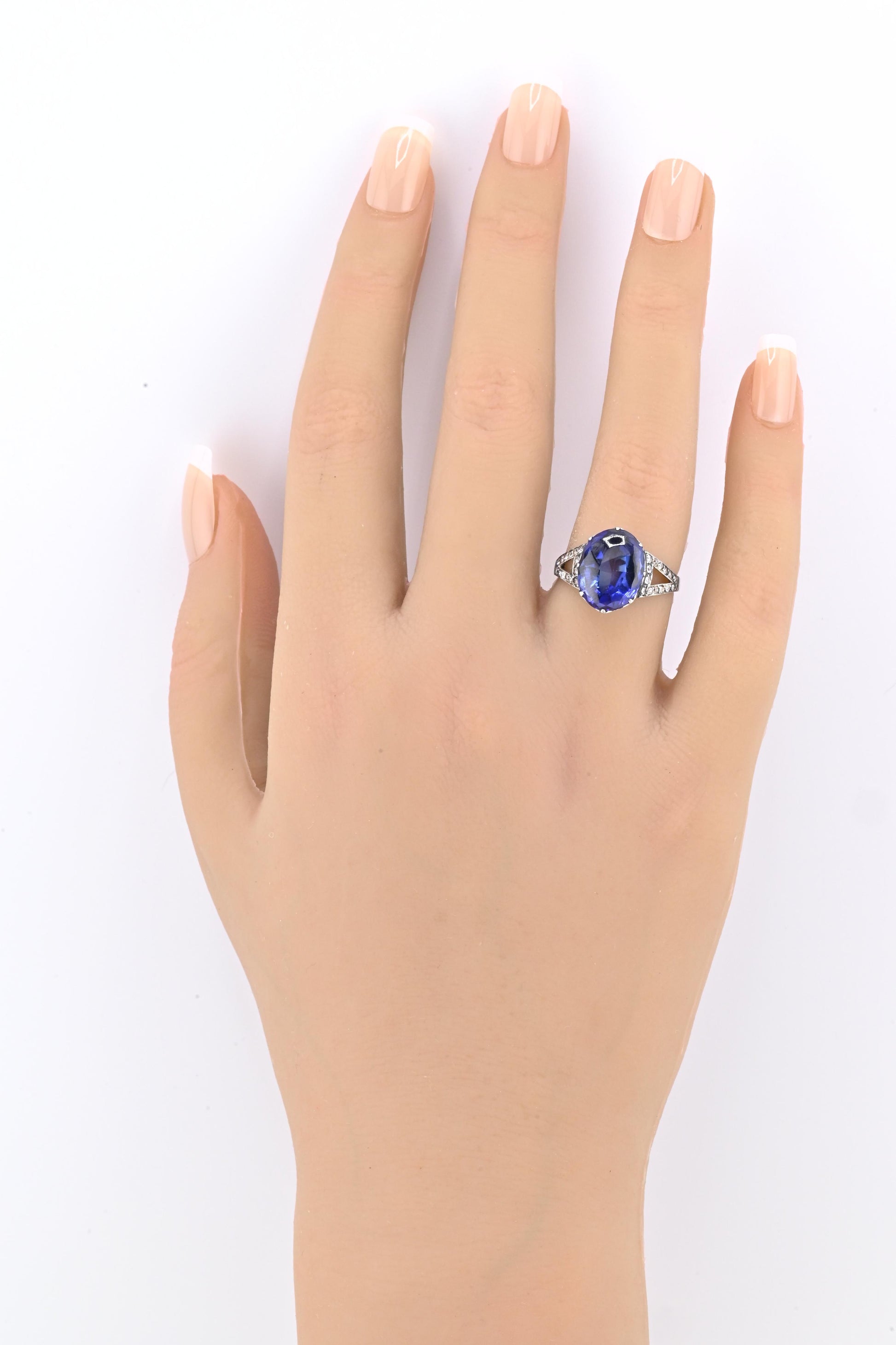Rare Art Deco Period Sapphire & Diamond Ring With IGI Report