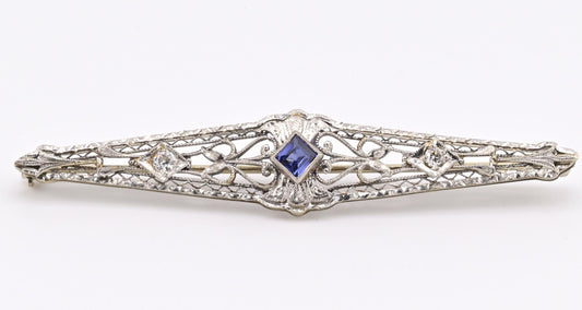 Art Deco Brooch in 14K White Gold with Blue Sapphire & Diamonds IGI Certified