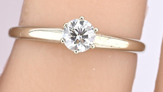 IGI Certified 14K White Gold Solitaire Diamond Ring – 0.45ct, Size 7.5