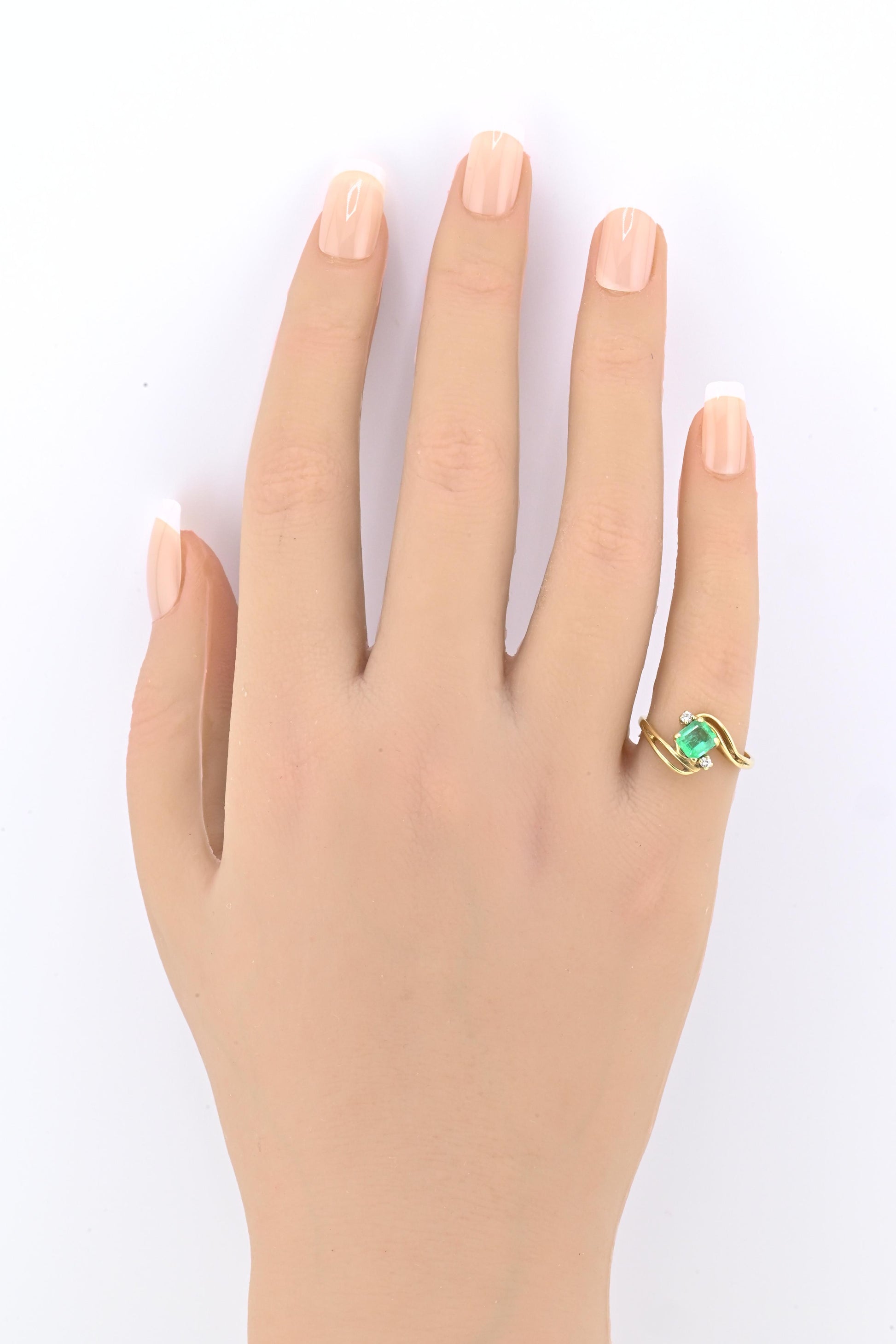 14K Yellow Gold Emerald & Diamond Ring .75 Carat Emerald IGI Certified Size 5.75