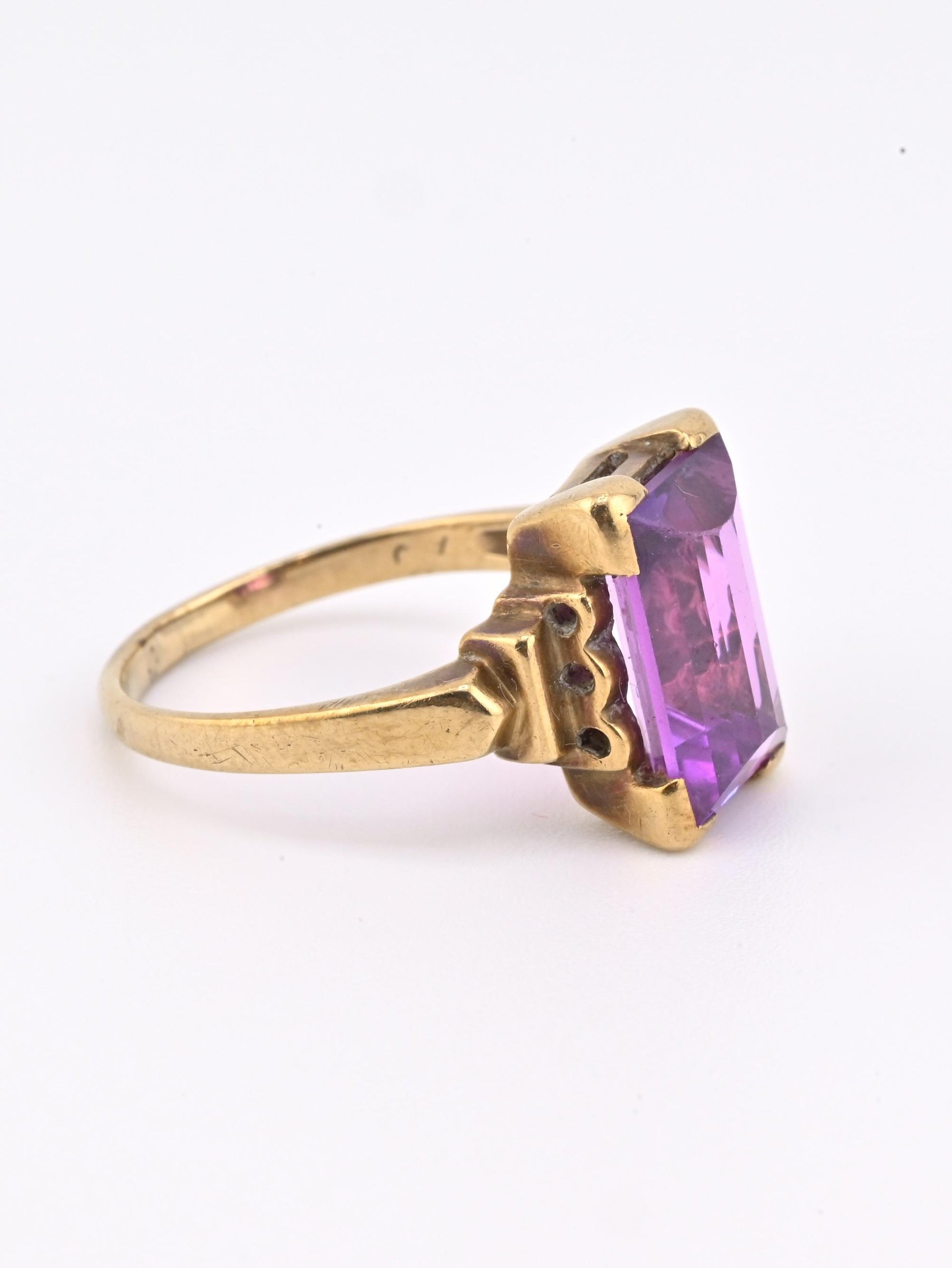 10K Yellow Gold Sapphire Ring Art Deco / Retro Era IGI Certified Size 6.75