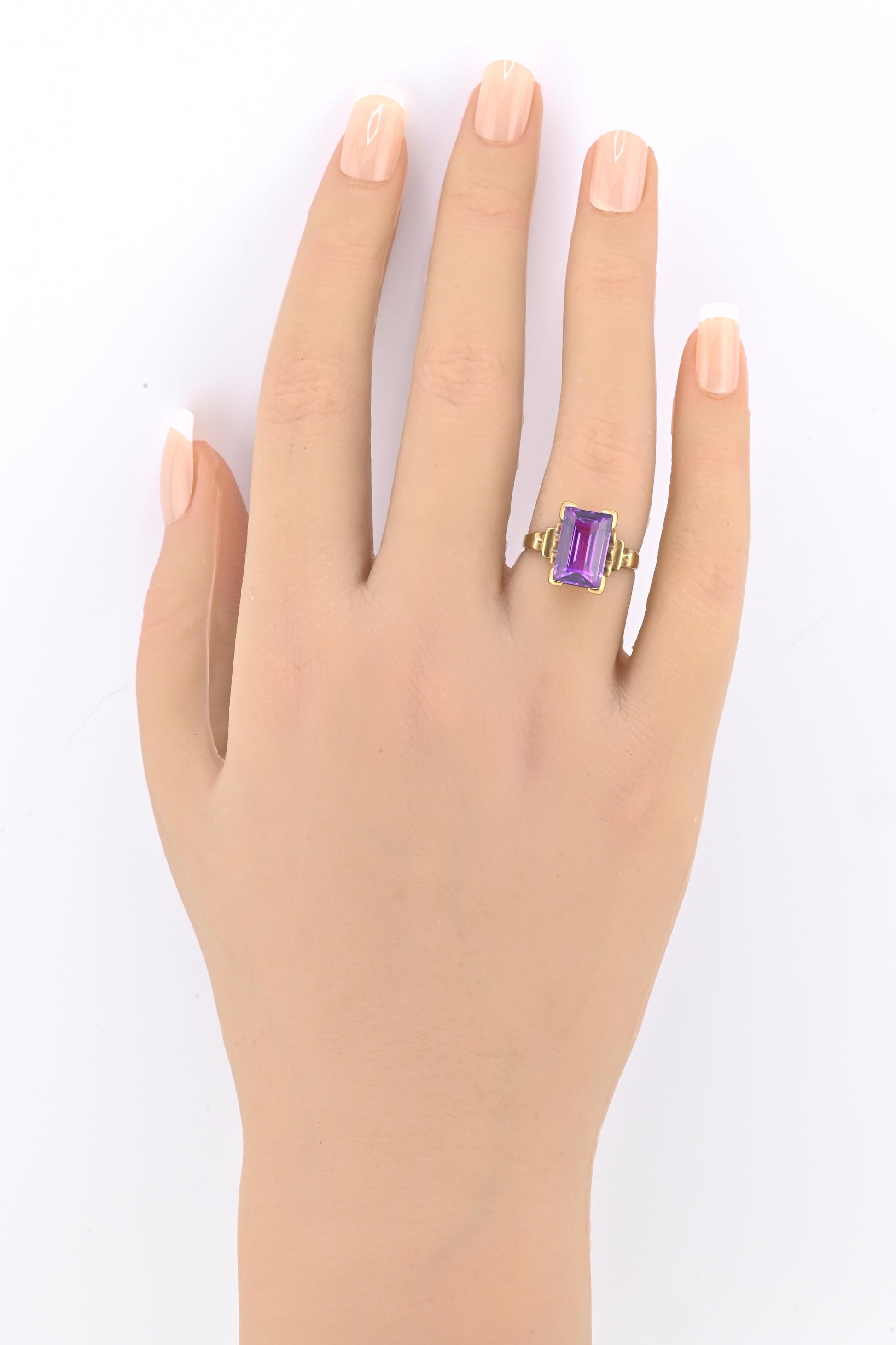 10K Yellow Gold Sapphire Ring Art Deco / Retro Era IGI Certified Size 6.75