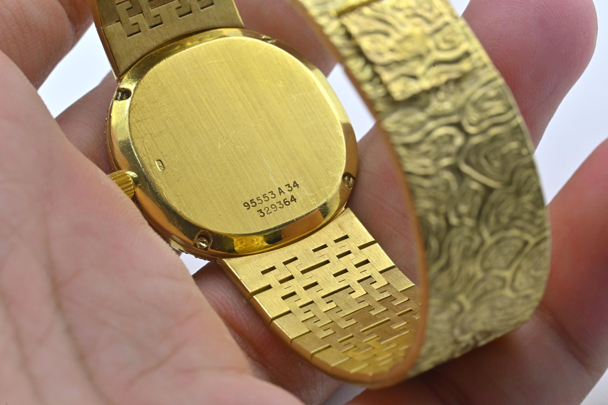 18K Yellow Gold Piaget Watch Diamond Bezel 73.14 Grams 18.1 CM Diamond Dial