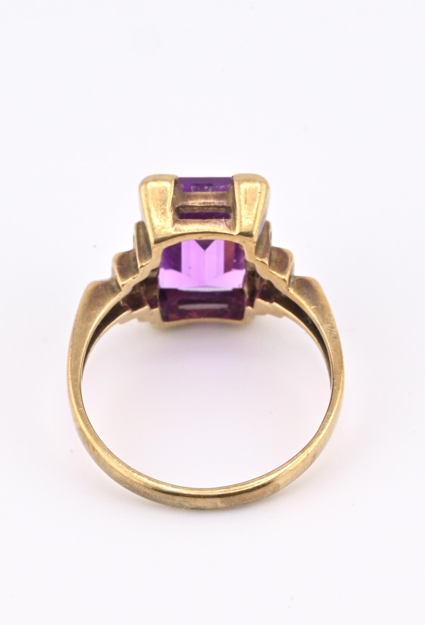 10K Yellow Gold Sapphire Ring Art Deco / Retro Era IGI Certified Size 6.75