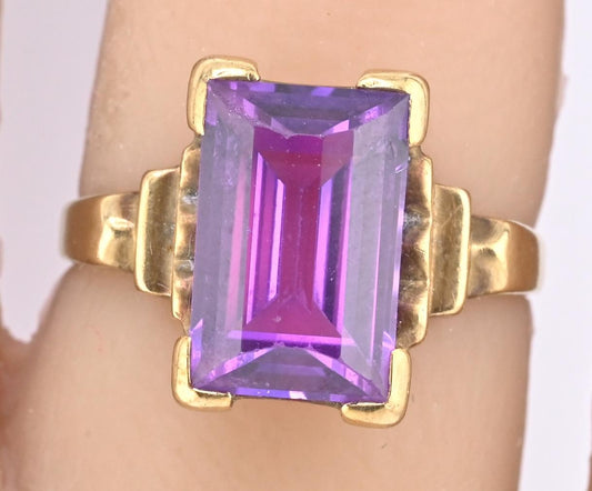 10K Yellow Gold Sapphire Ring Art Deco / Retro Era IGI Certified Size 6.75