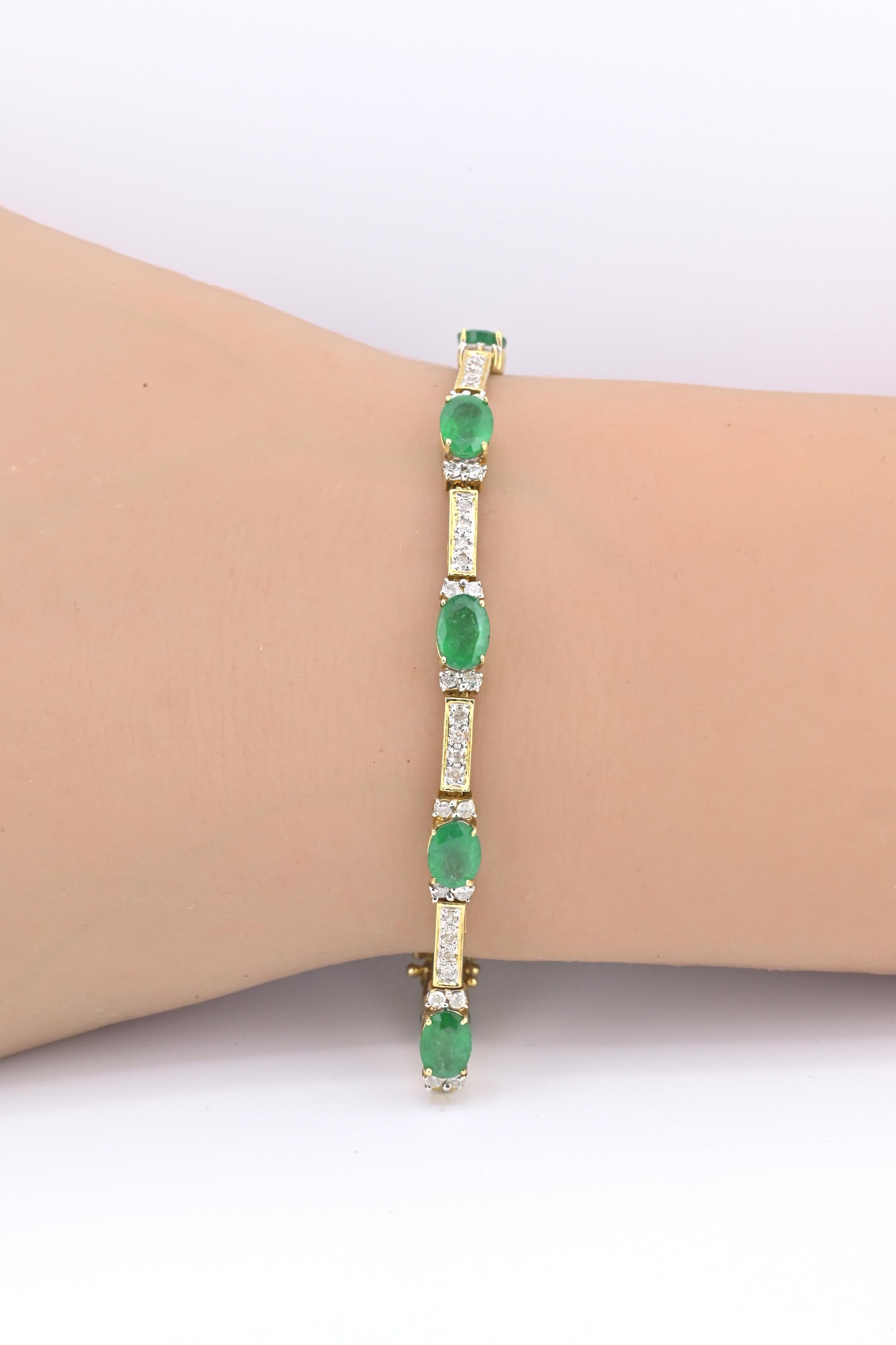 14K Yellow Gold Bracelet 6.03ct Emeralds & 0.93ct Diamond Accents 7 Inches