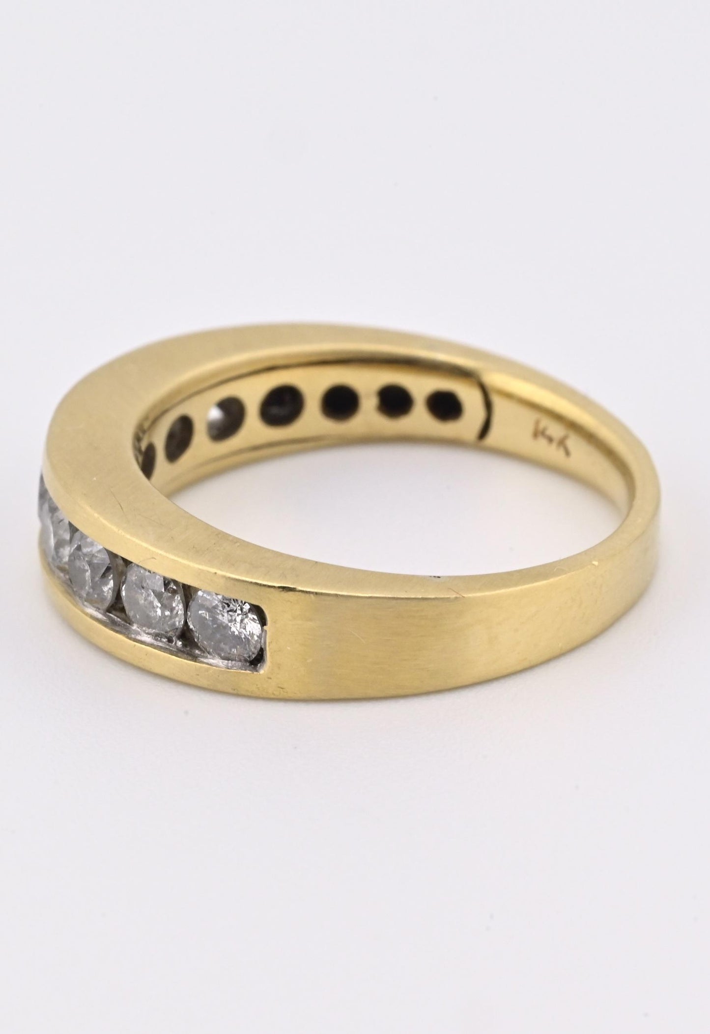 Fabulous 14K Yellow Gold Band With Natural Diamonds .90 Carats IGI Certified