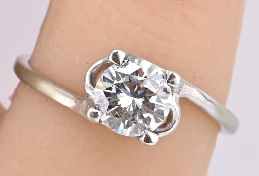 18K White Gold Solitaire Diamond Ring – 0.75 Carat, IGI Certified, Size 5