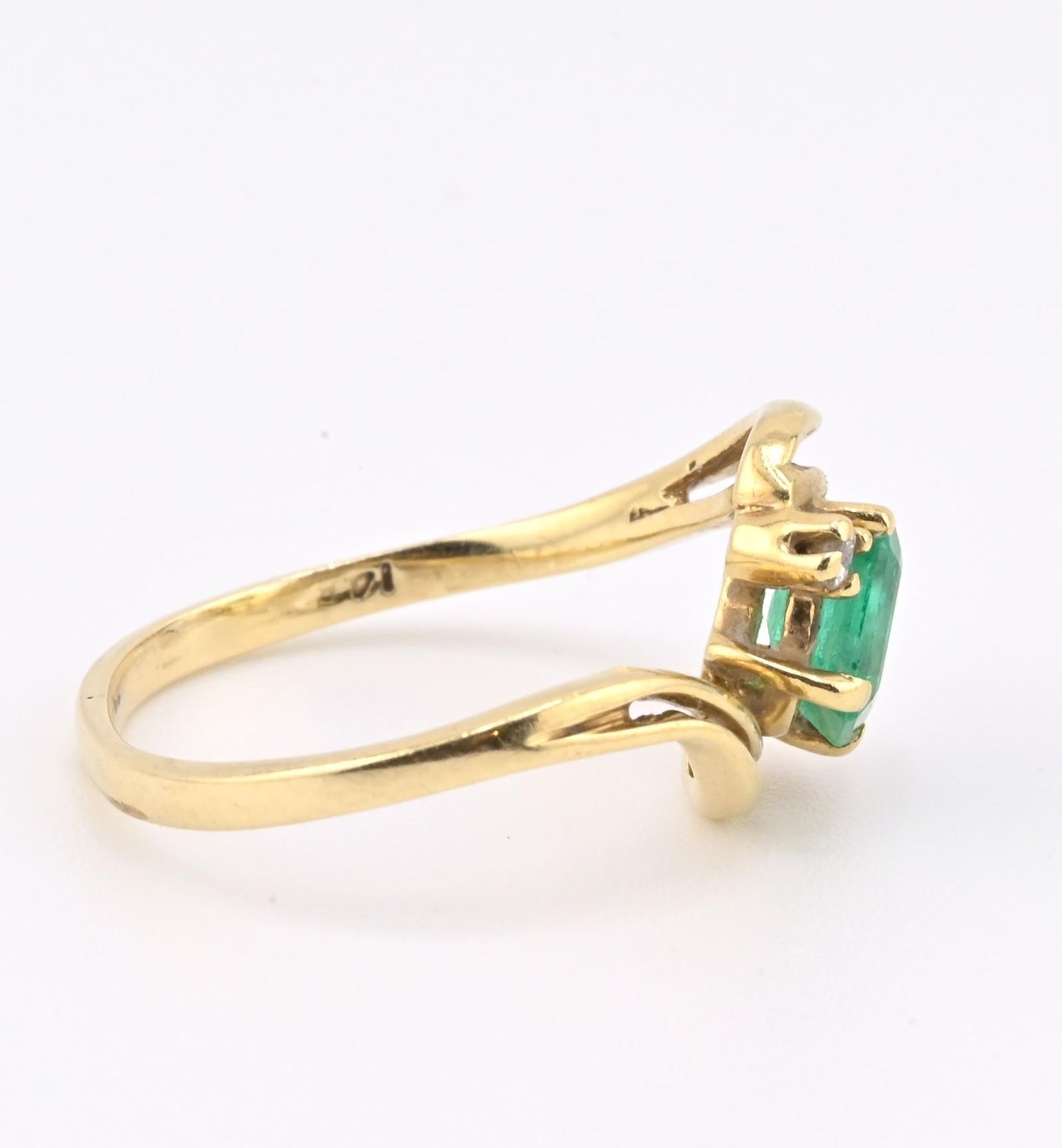 14K Yellow Gold Emerald & Diamond Ring .75 Carat Emerald IGI Certified Size 5.75