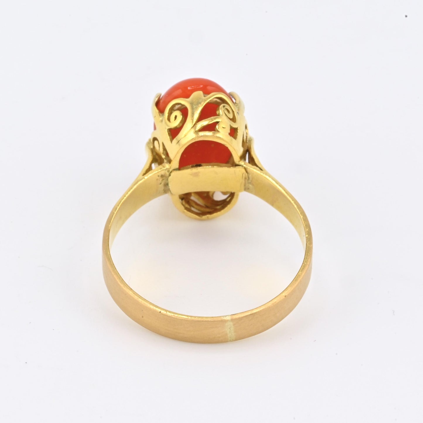 22K Yellow Gold Ring w/ 2.58ct Natural Coral – Oval Cabochon, Size 6.75