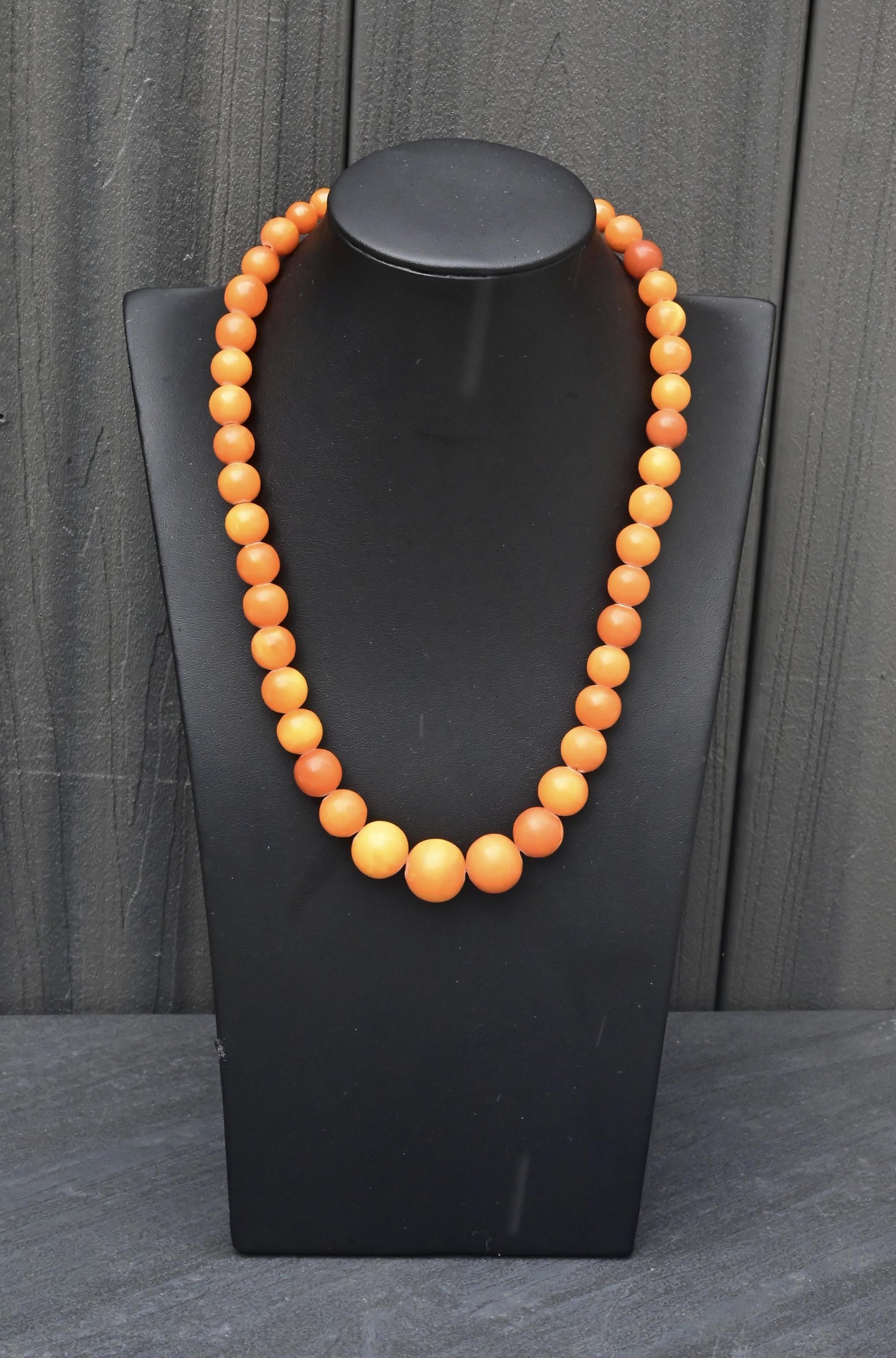 Fine Round Beaded Antique Butterscotch Amber Necklace 38 Grams