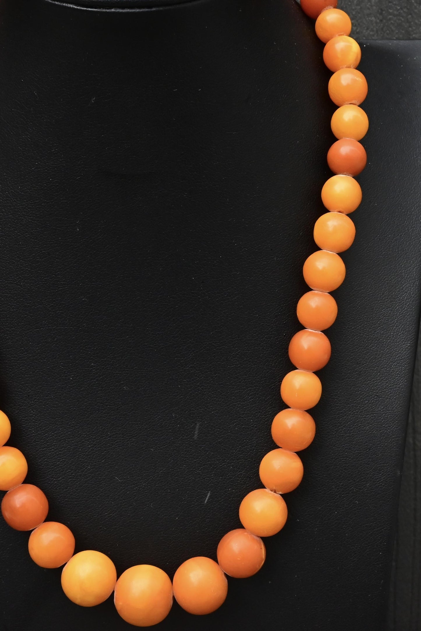 Fine Round Beaded Antique Butterscotch Amber Necklace 38 Grams