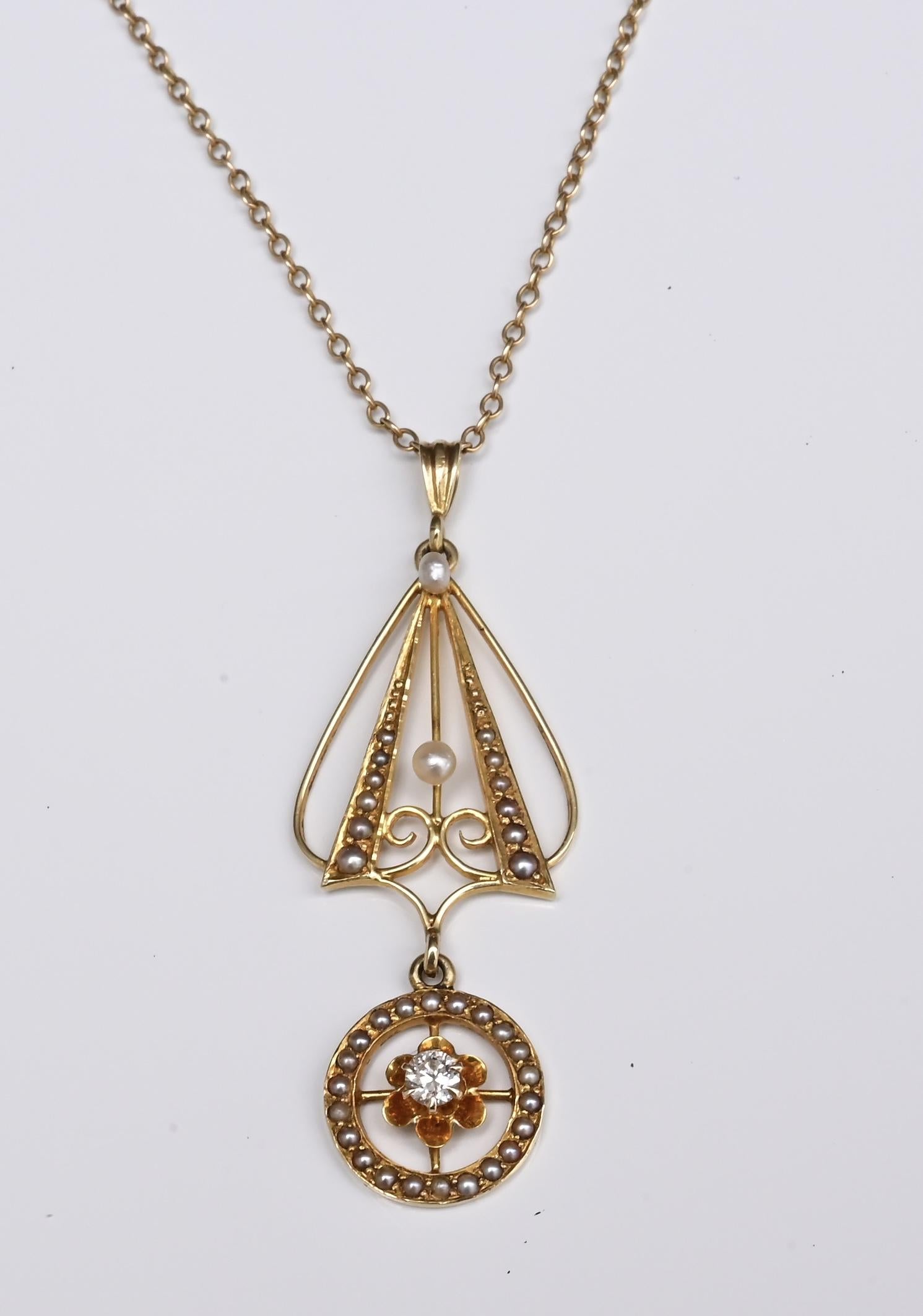 IGI Certified 14K Yellow Gold Pearl Pendant Necklace w/ Natural Diamond