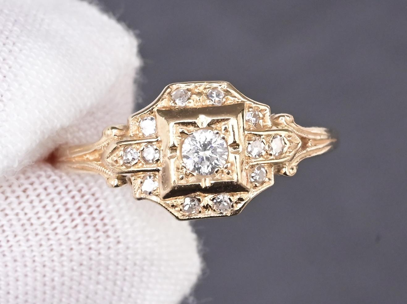 14K Yellow Gold Diamond Ring 13 Diamonds VS–SI Natural 2g Size 5.75