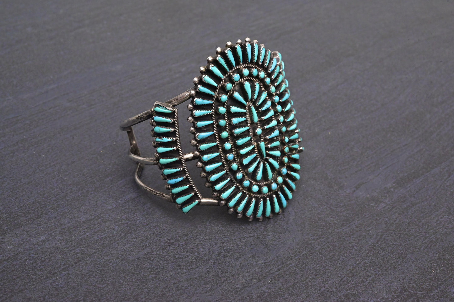 Stunning Vintage Navajo Sterling Zuni Petit Point Turquoise Cuff