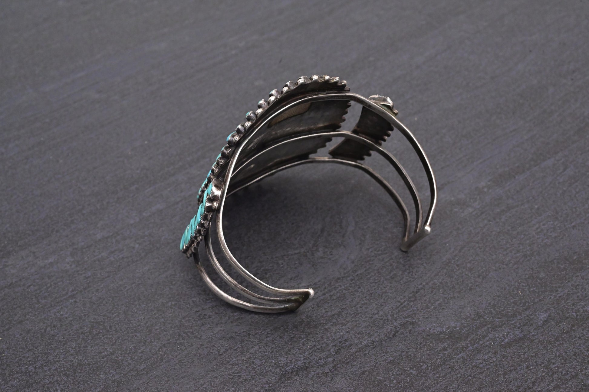 Stunning Vintage Navajo Sterling Zuni Petit Point Turquoise Cuff