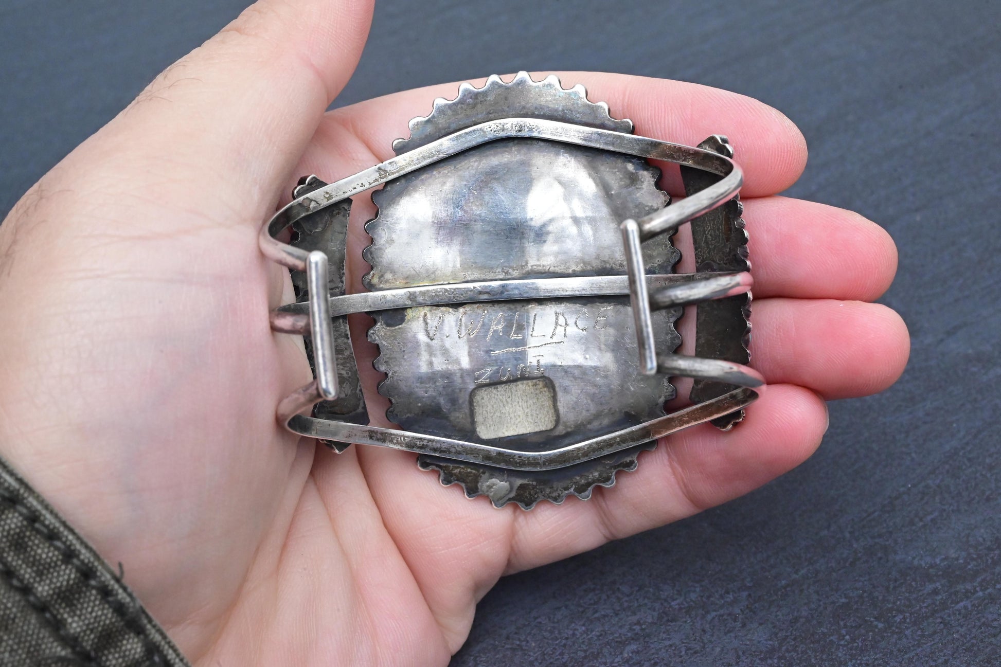 Stunning Vintage Navajo Sterling Zuni Petit Point Turquoise Cuff