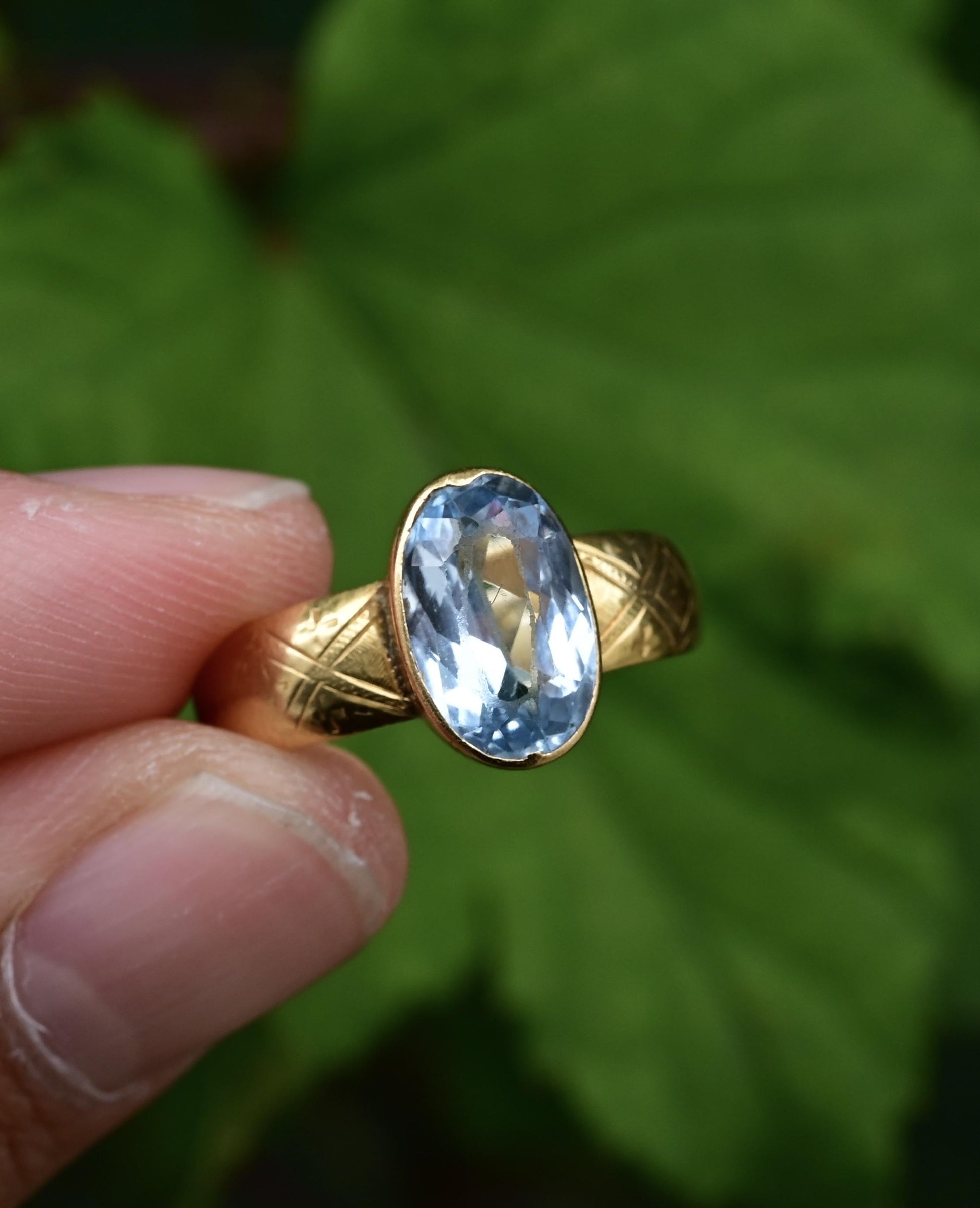 Antique 1800s 18K Yellow Gold Ring w/ Blue Lab-Grown Spinel – Oval Brilliant