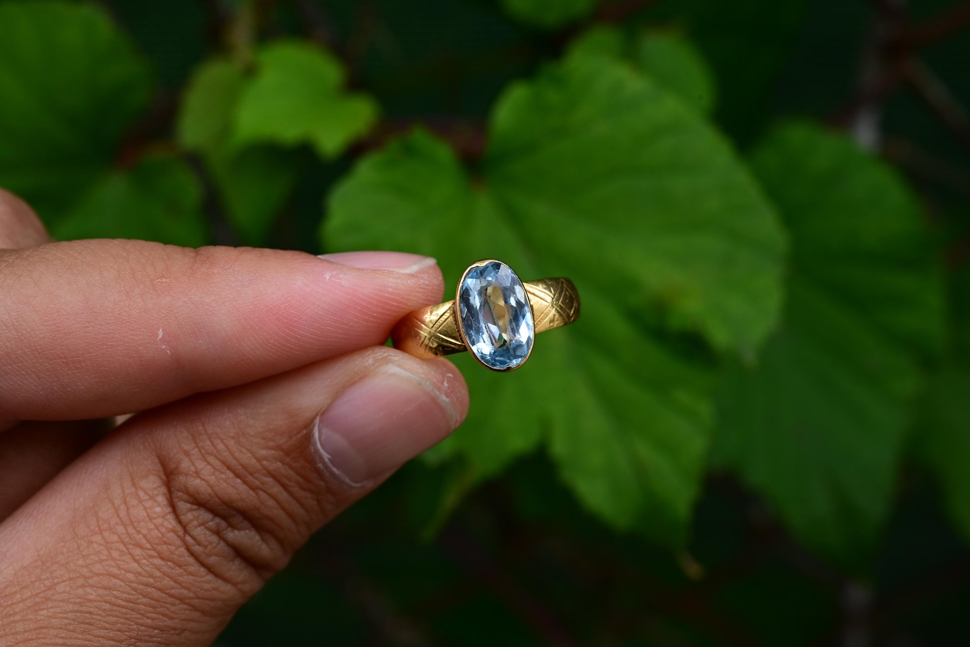 Antique 1800s 18K Yellow Gold Ring w/ Blue Lab-Grown Spinel – Oval Brilliant
