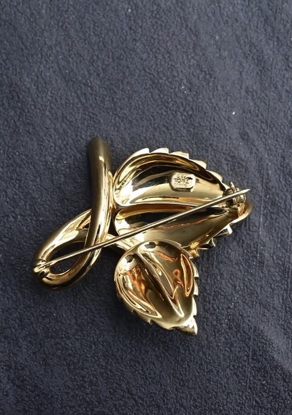 Tiffany & Co 18K Gold Strawberry Leaf Diamond Brooch 16.94g w/ Box