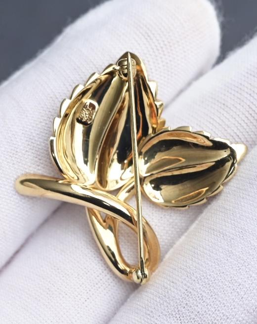 Tiffany & Co 18K Gold Strawberry Leaf Diamond Brooch 16.94g w/ Box
