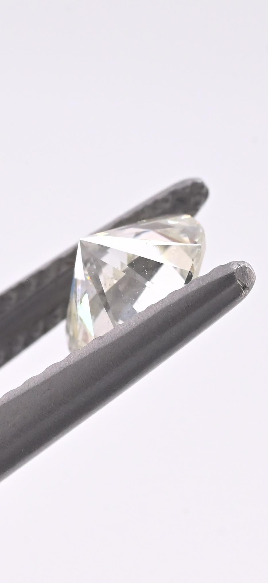 GIA Certified 0.95ct Round Brilliant Diamond | Natural I Color SI2 Excellent