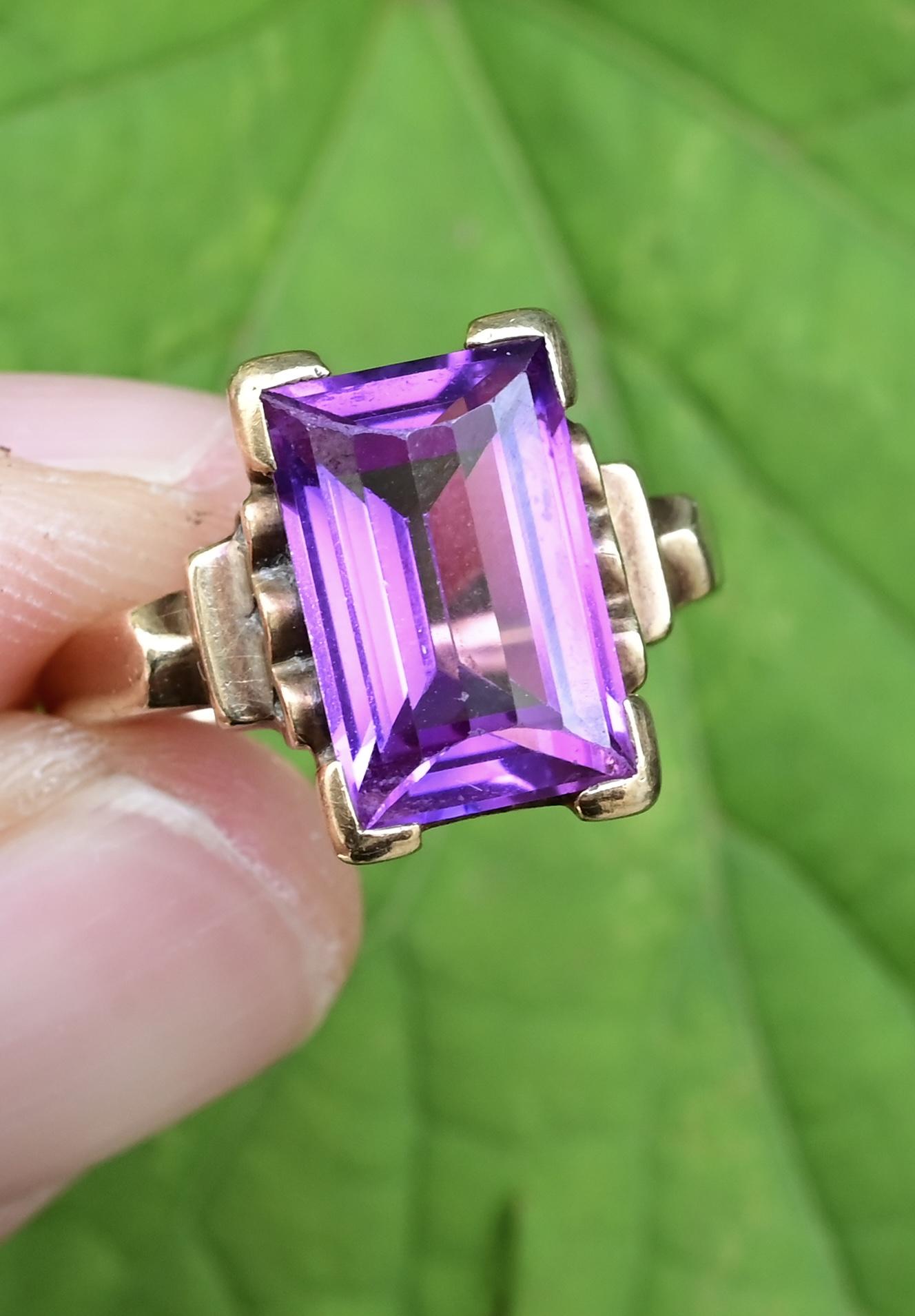 10K Yellow Gold Sapphire Ring Art Deco / Retro Era IGI Certified Size 6.75