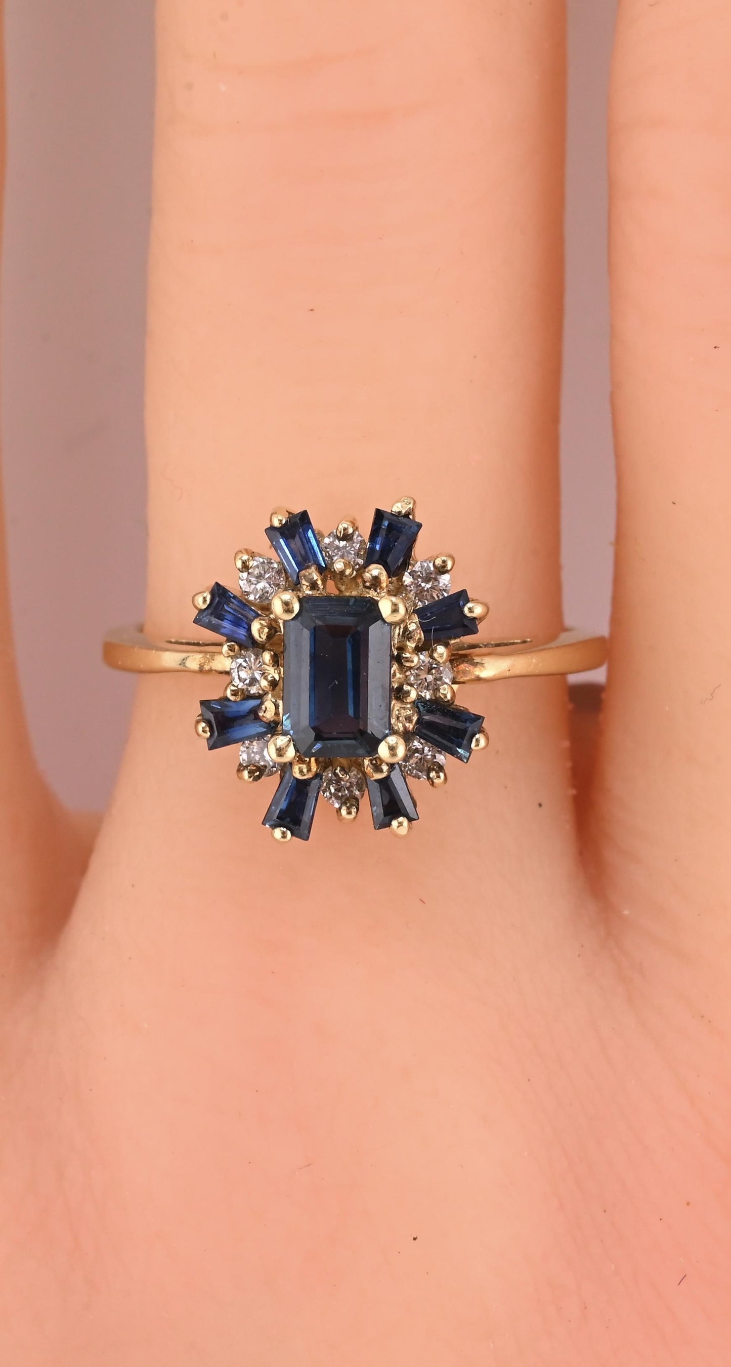 IGI Certified 14K Yellow Gold Sapphire & Diamond Cluster Ring 1.35 CTW Size 7.5