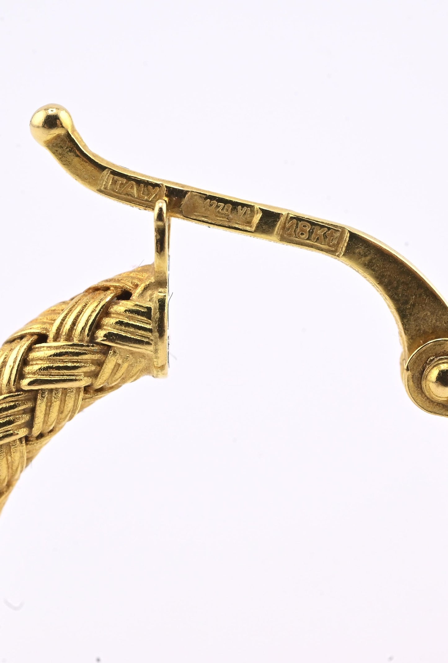 Roberto Coin Braided Hoop Earrings | Yellow Gold Woven Design | 4.16 Grams |