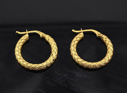 Roberto Coin Braided Hoop Earrings | Yellow Gold Woven Design | 4.16 Grams |