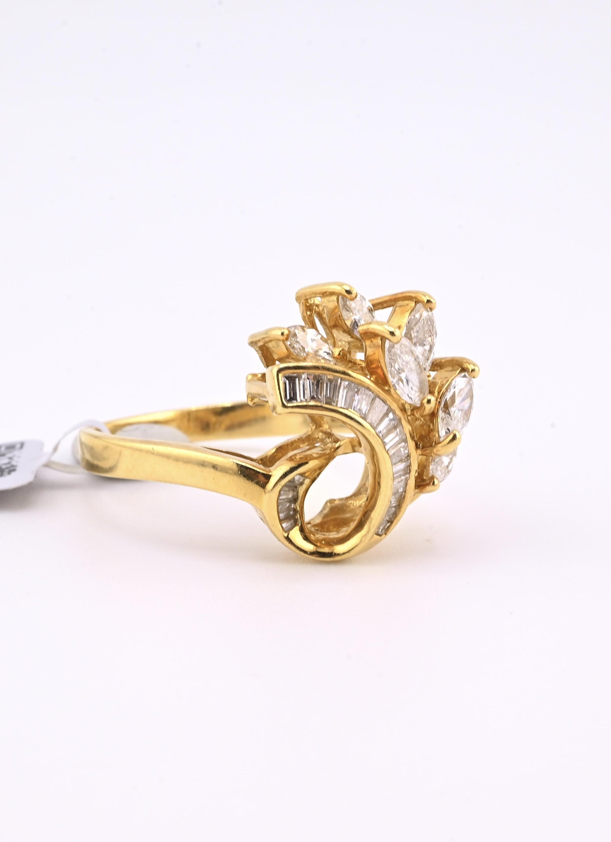 IGI Certified 18K Yellow Gold Diamond Ring 1.17 CTW Marquise & Baguettes