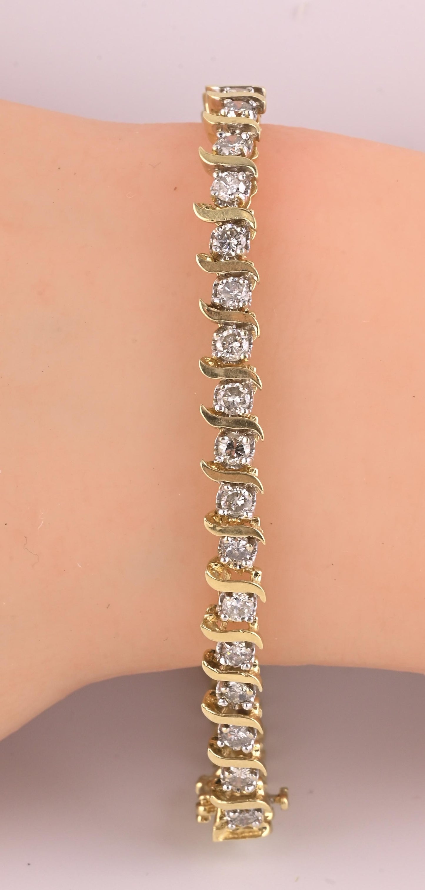14K Yellow Gold Diamond Tennis Bracelet 2.80 CTW 40 Diamonds 7.5” Estate Jewelry